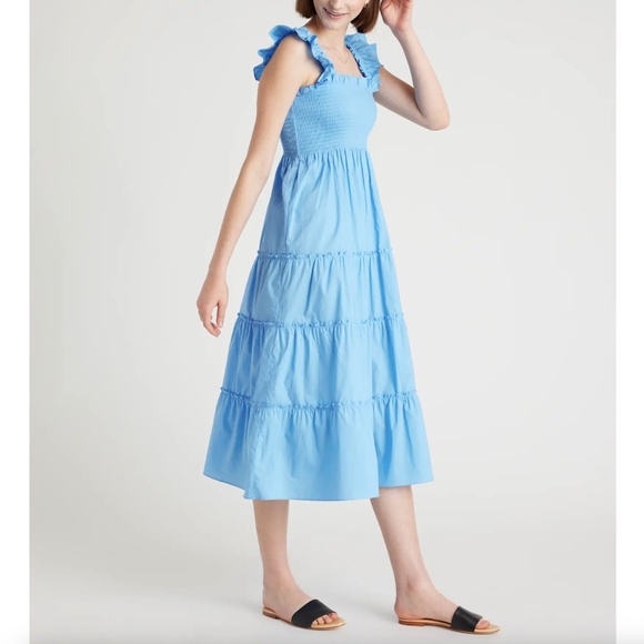 Quince Dresses & Skirts - Quince 100% Organic Cotton Poplin Smocked Midi Dress